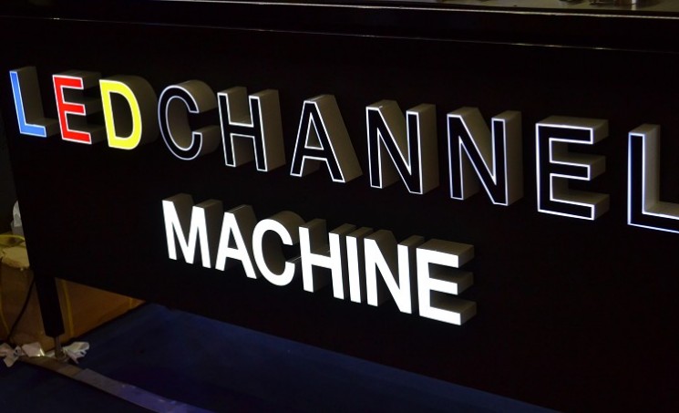 精品發(fā)光字